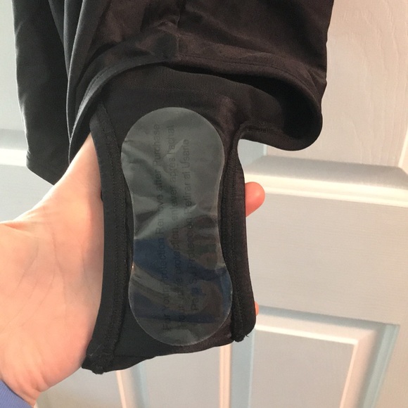 NWT Speedo Black Swim Tank Sz 12 - Picture 7 of 11